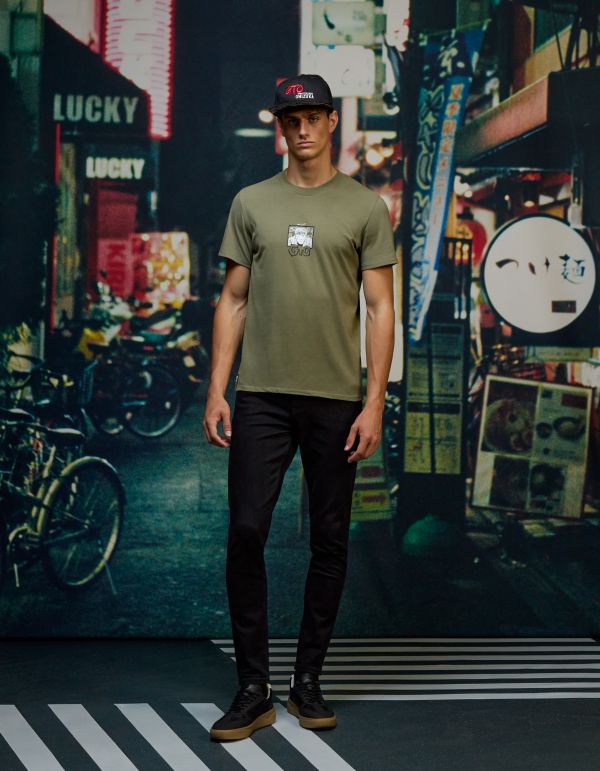 GTO - T-shirt kaki Eikichi Onizuka