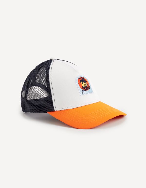 Casquette avec patch