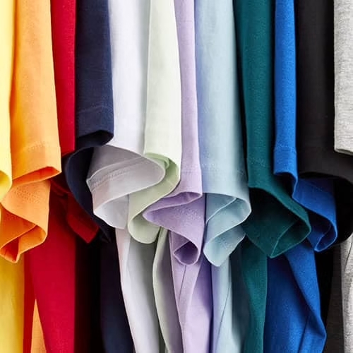 Logo 3 t-shirts pour 99.900 dt